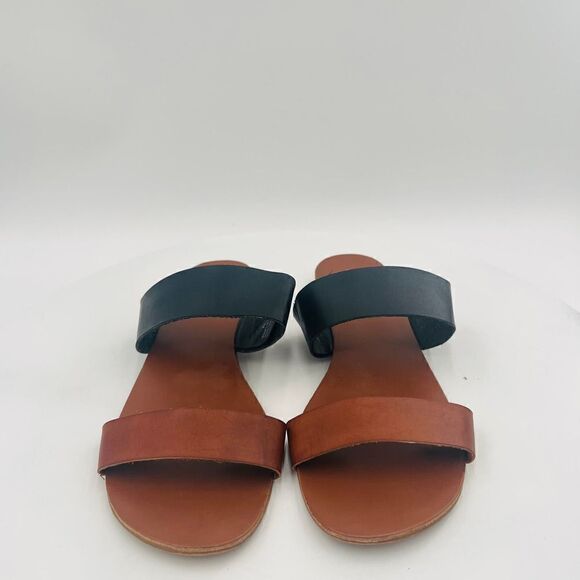 Loft Women's Dual Black/Tan Flat Sandal Size 7. - Picture 2 of 12